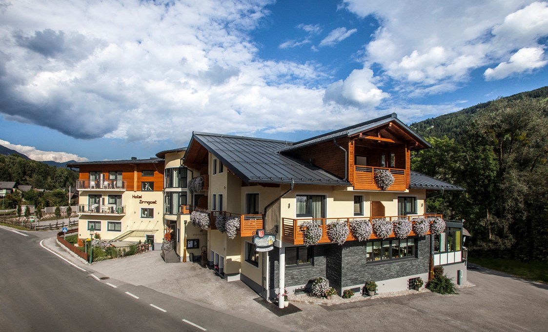 Mountainbikehotel: Aussenansicht - Hotel Zirngast
