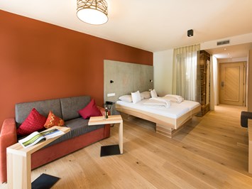 LEBE FREI Hotel Der Löwe ****S Zimmerkategorien Junior-Suite Lebensgenuss superior