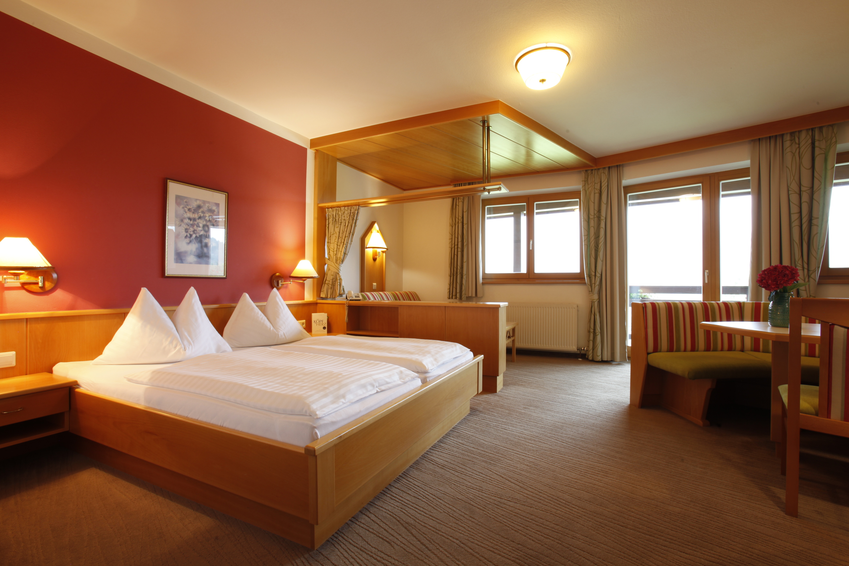 Hotel DER HECHL Zimmerkategorien Südstudio ca 33 m²