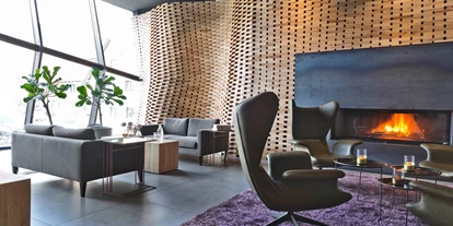 Mountainbike Urlaub - PLZ 8982 (Österreich) - Die Lobby im gemütlichen Wohnzimmerstil kann auch für kleine Vorträge, Seminare usw. genutzt werden.  - Stadthotel Brunner