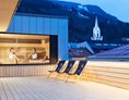Mountainbikehotel: Sauna mit Ausblick auf das wunderbare Dachstein-Massiv.  - Stadthotel Brunner
