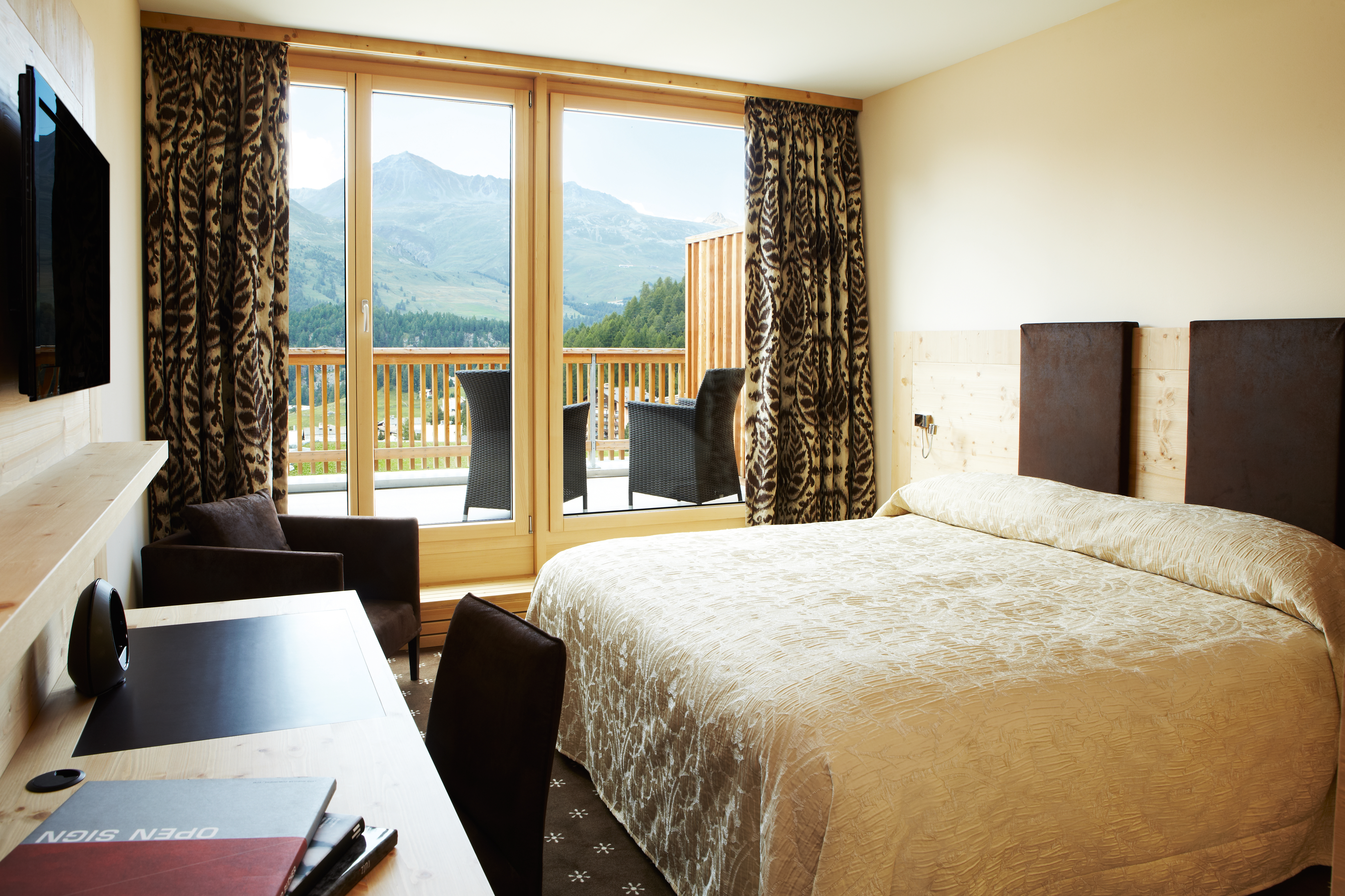 Nira Alpina Zimmerkategorien Corvatsch Zimmer