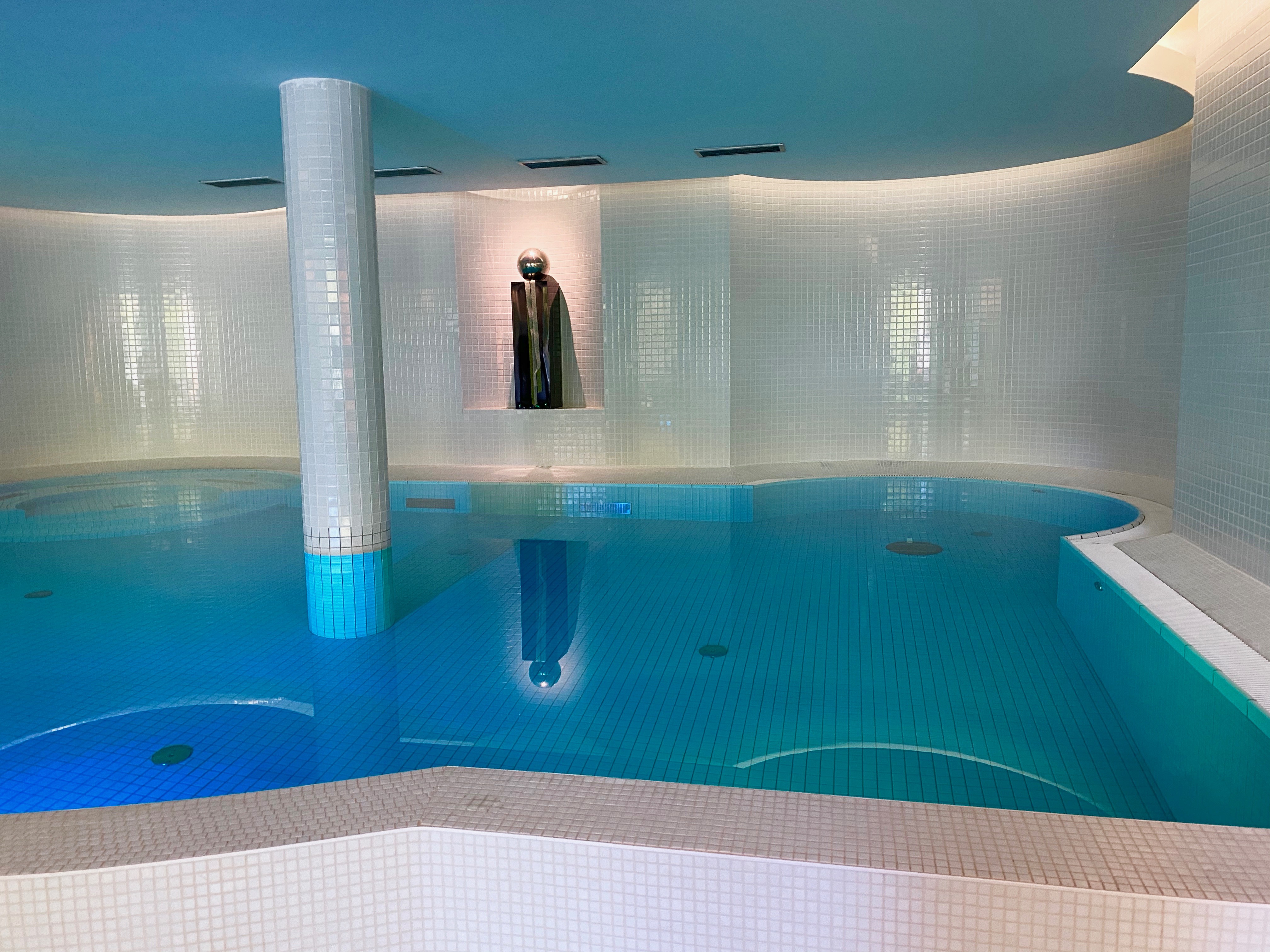 Mountainbikehotel: Indoorpool - Das Schloss an der Eisenstrasse