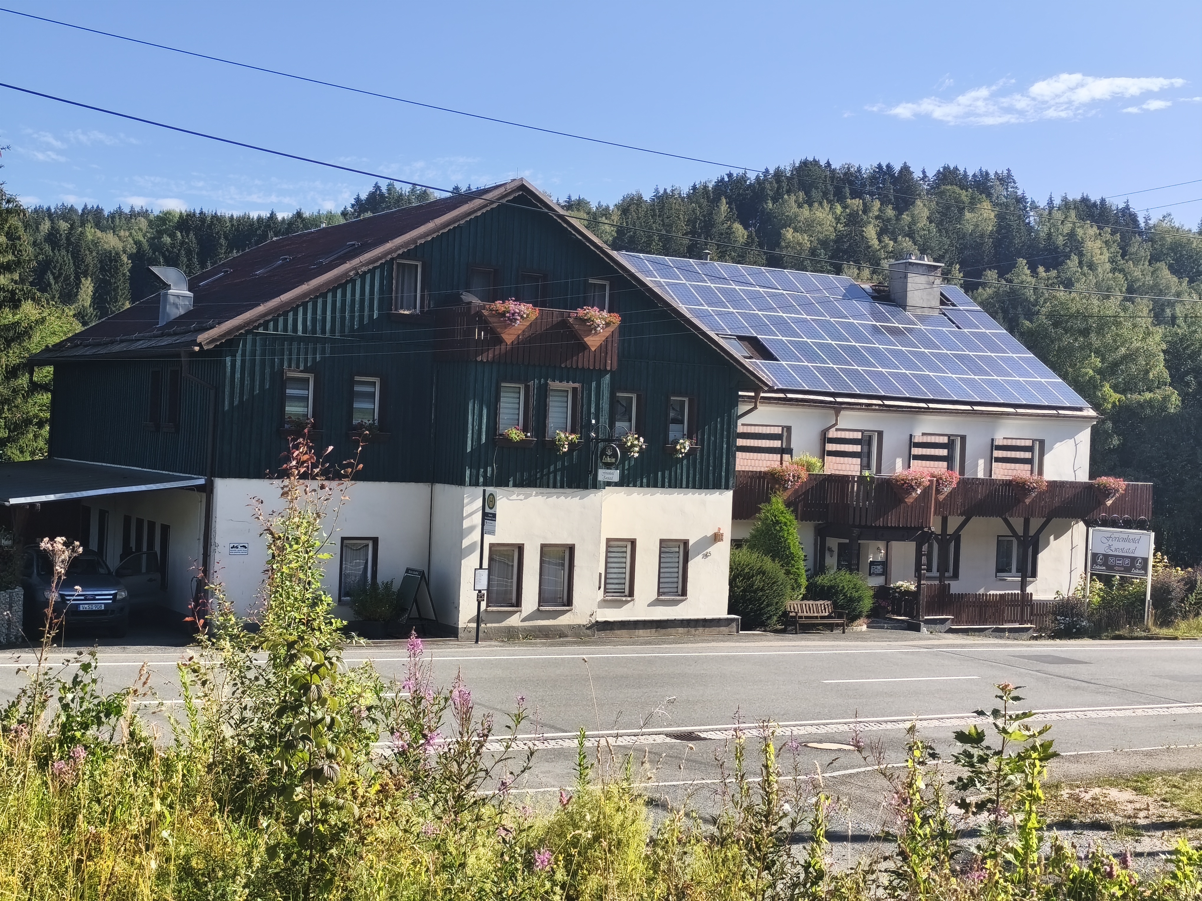 Mountainbike Urlaub - Hotel-Schwerpunkt: Mountainbike & Familie - Unser Haus - Ferienhotel Zwotatal