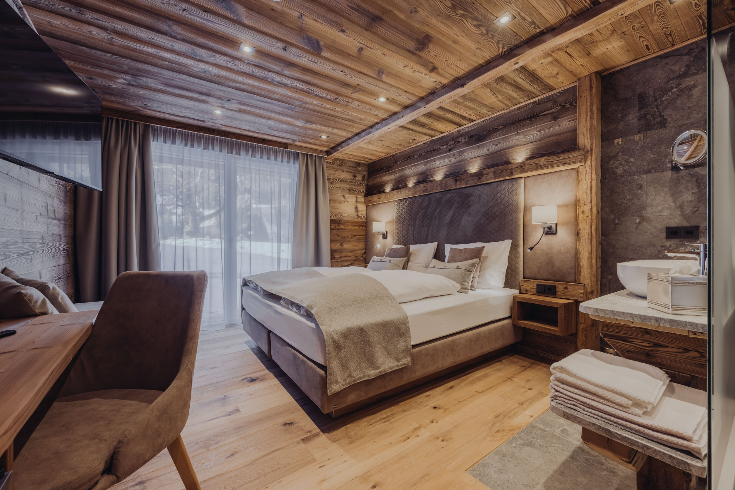 Genusshotel Vermala Montafon Zimmerkategorien Doppelzimmer Bergwiesenblick