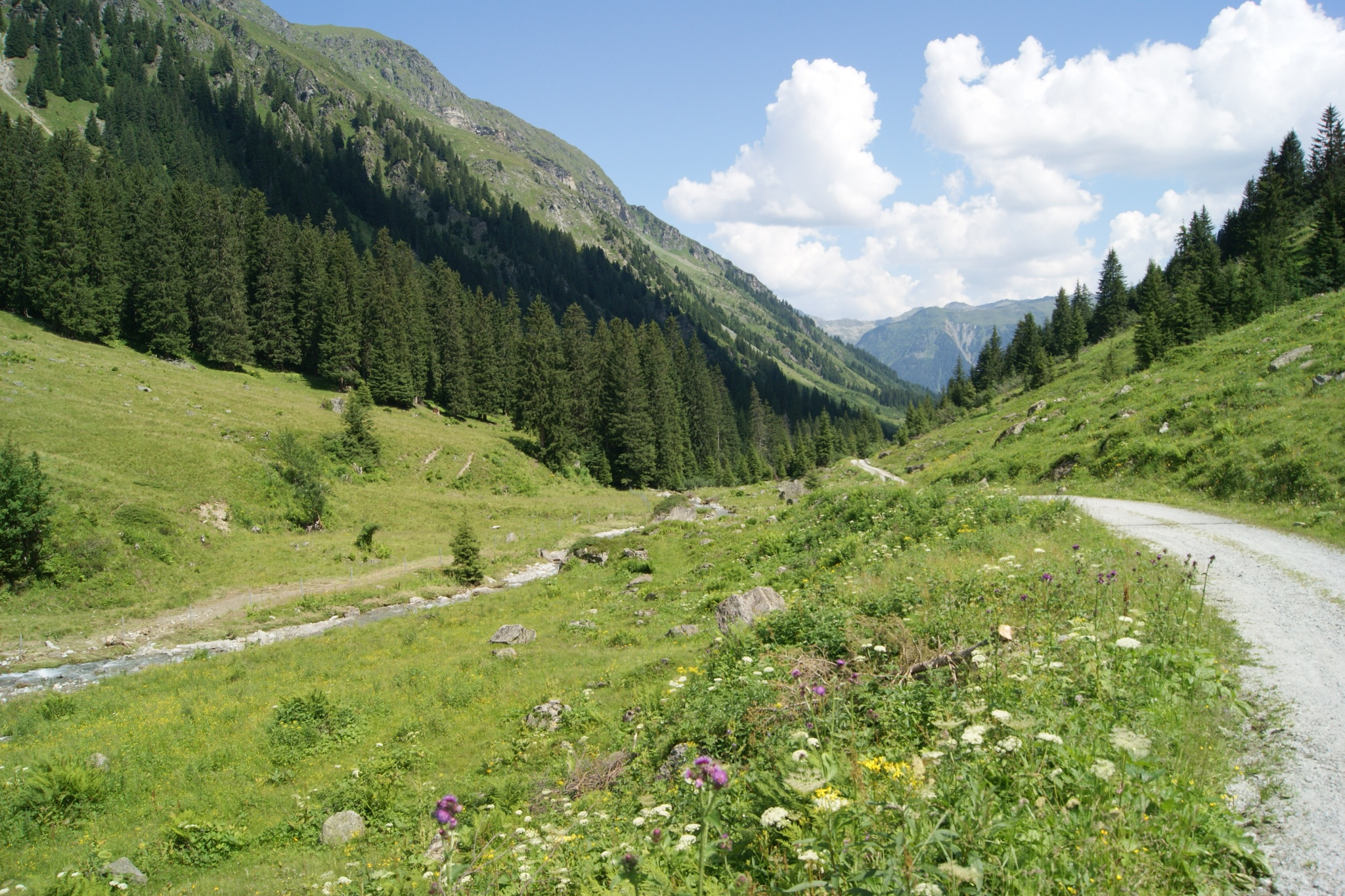 Bergdorf Vermala Gut - A luxury Chalet Resort Touren Übersicht Bike-&-Hike-Tipp: Zur Tübinger Hütte durchs Garneratal