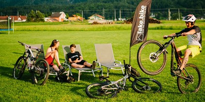 Mountainbike Urlaub - MTB-Region: AT - Mountainbike Faak am See - Relaxen im riesigen Garten - Ferienwohnungen und Seebungalows am Faaker See - Karglhof OG