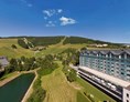 Mountainbikehotel: Das 4-Sterne Erwachsenenhotel Best Western Ahorn Hotel Oberwiesenthal im Sommer.  - Best Western Ahorn Hotel Oberwiesenthal - Adults only