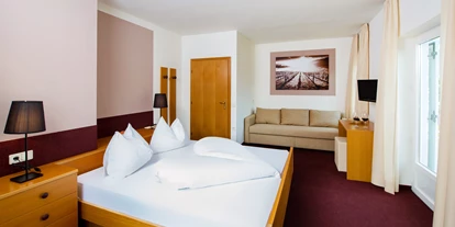 Mountainbike Urlaub - Hotel-Schwerpunkt: Mountainbike & Wandern - Doppelzimmer mit Balkon und Panoramablick - Hotel Sigmundskron