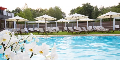Mountainbike Urlaub - Hotel-Schwerpunkt: Mountainbike & Wandern - Außenpool - Land & Golf Hotel Stromberg