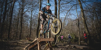 Mountainbike Urlaub - Hotel-Schwerpunkt: Mountainbike & Wandern - Flowtrail
 - Land & Golf Hotel Stromberg
