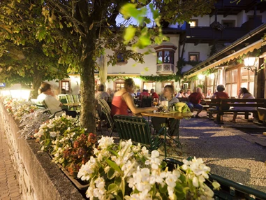 Mountainbikehotel: der Gastgarten: der perfekte Platz für ein kühles Bier nach der Radpartie - Landhotel zum Oberwirt