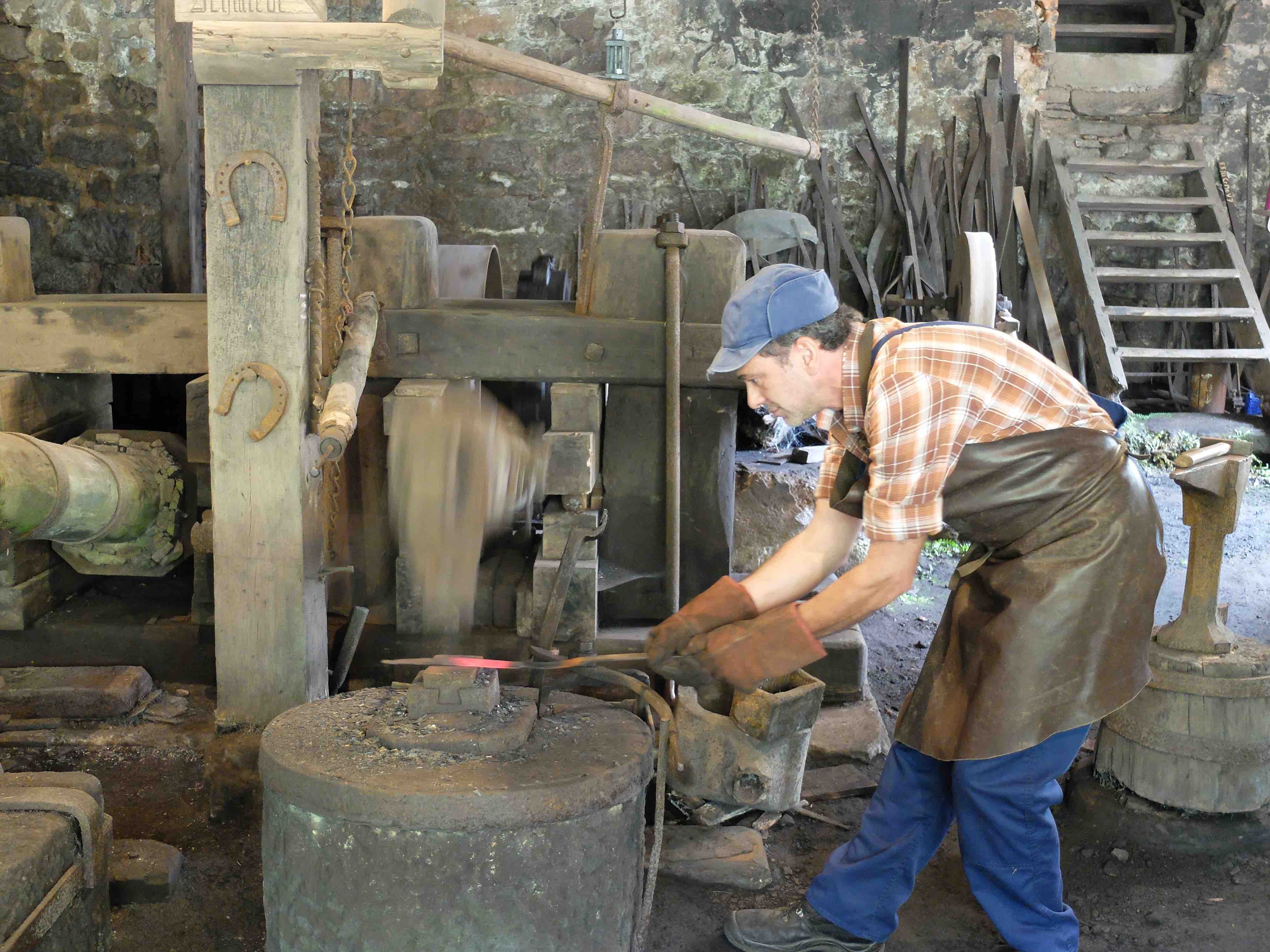 Mountainbike Urlaub - PLZ 79286 (Deutschland) - Unsere historische Waffenschmiede - Gasthaus Schwert