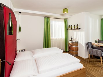 Hotel Terzer Zimmerkategorien Komfort Doppelbettzimmer "Vinum"