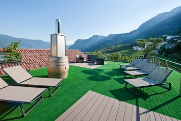 Mountainbikehotel: Panorama-Sonnenterrasse über den Dächern von Kurtatsch - Hotel Terzer