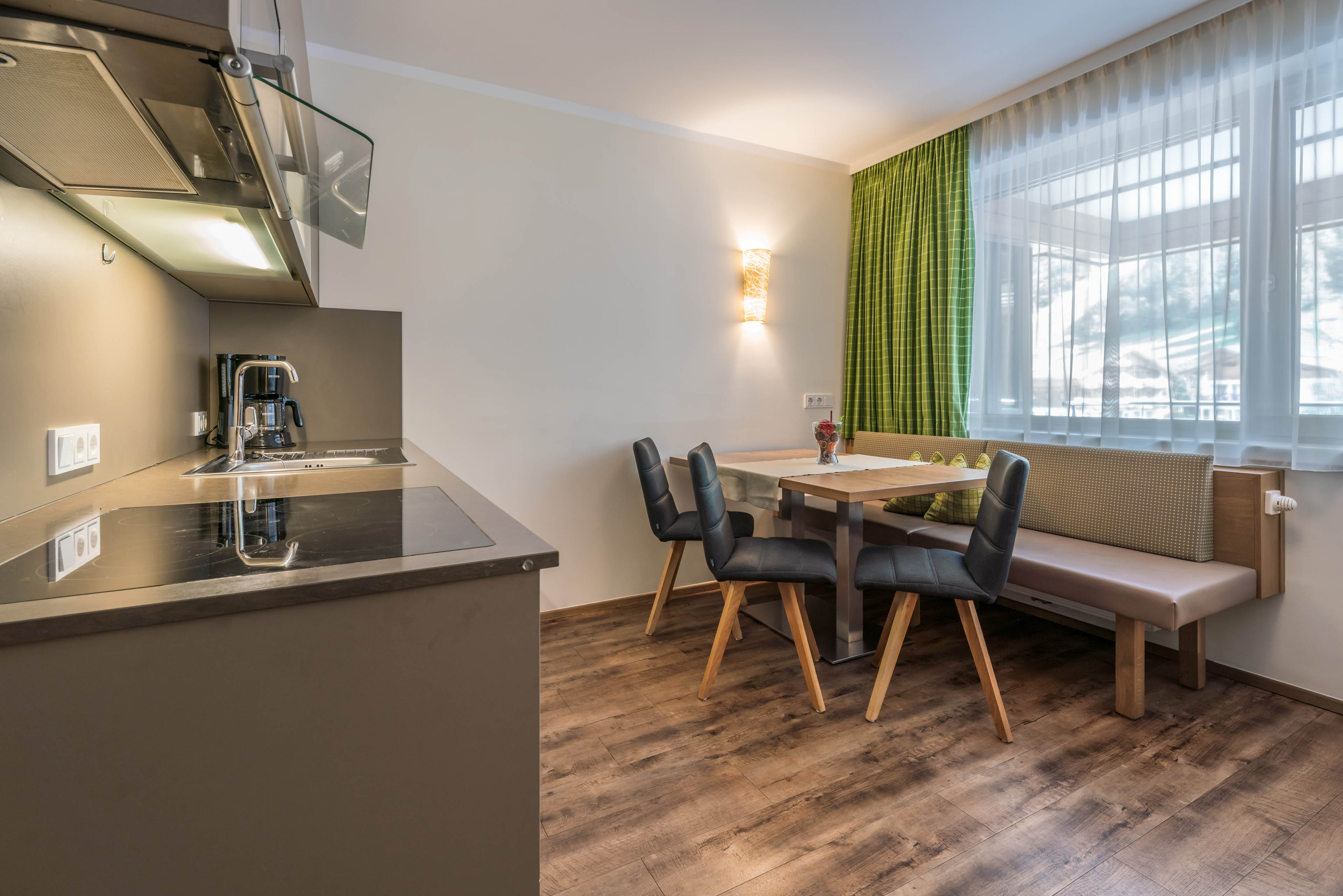 Aktivhotel Tuxerhof KG Zimmerkategorien Appartements für 4 - 5 Personen