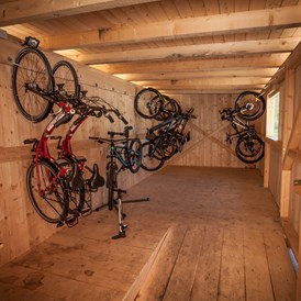 Mountainbikehotel: Fahrradgarage - Aktivhotel Tuxerhof