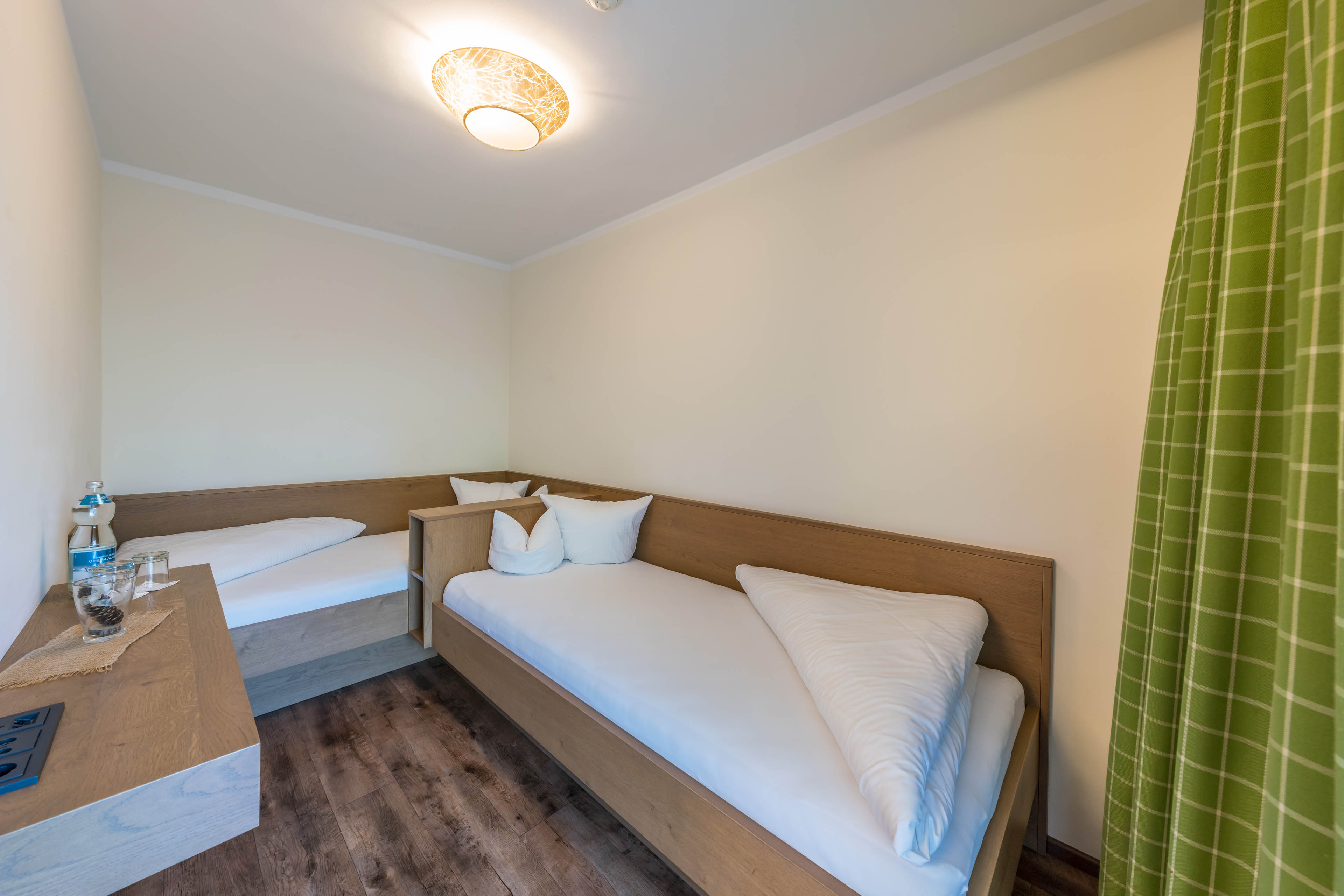 Mountainbikehotel: Vierbettzimmer - Aktivhotel Tuxerhof KG