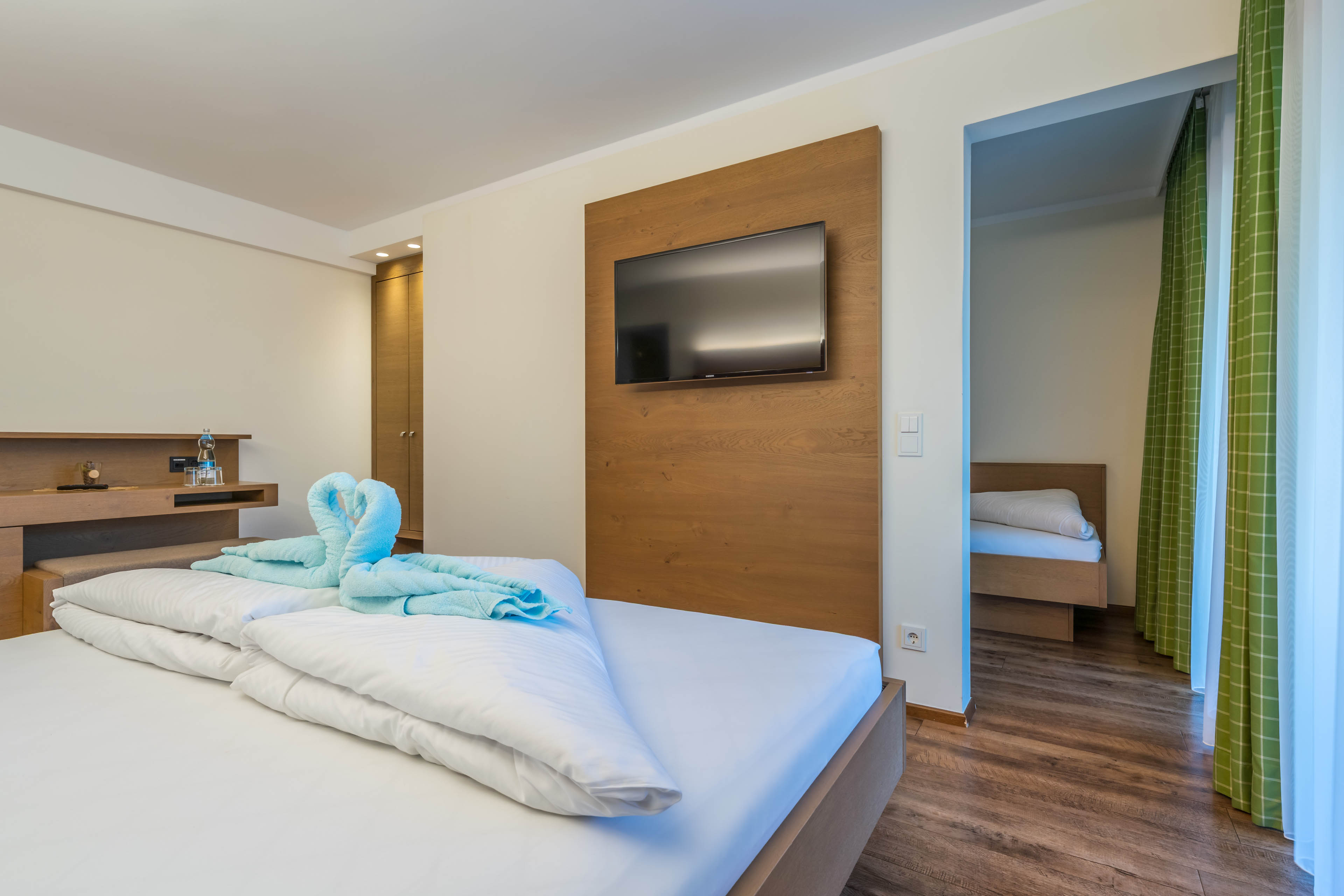 Mountainbikehotel: Vierbettzimmer - Aktivhotel Tuxerhof KG