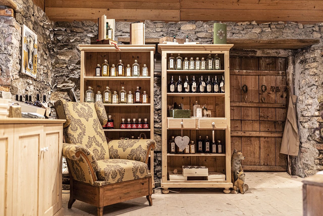 Alpen Hotel Post Ausflugsziele Bergbrennerei Löwen