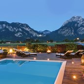 Mountainbikehotel - Pool mit Schlossblick - Hotel Das Rübezahl