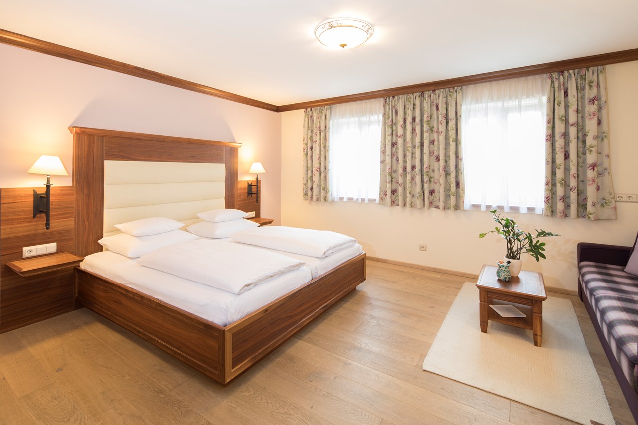 Hotel Edelweiss-Berchtesgaden Zimmerkategorien "Feng Shui" Doppelzimmer Komfort 40m²