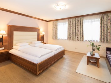Hotel Edelweiss-Berchtesgaden Zimmerkategorien "Feng Shui" Doppelzimmer Komfort 40m²