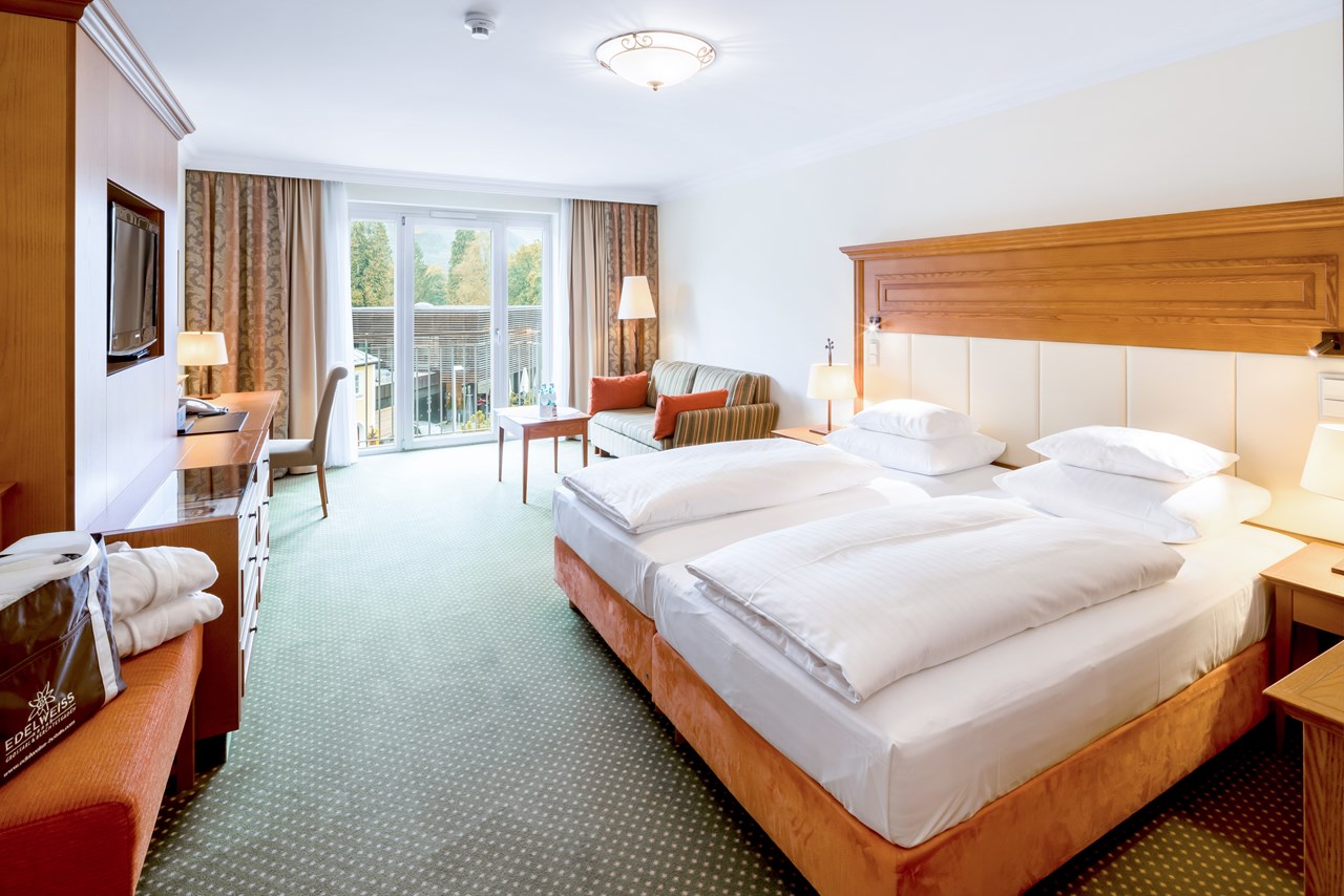 Hotel Edelweiss-Berchtesgaden Zimmerkategorien "Hochkalter" Doppelzimmer Superior 40m²