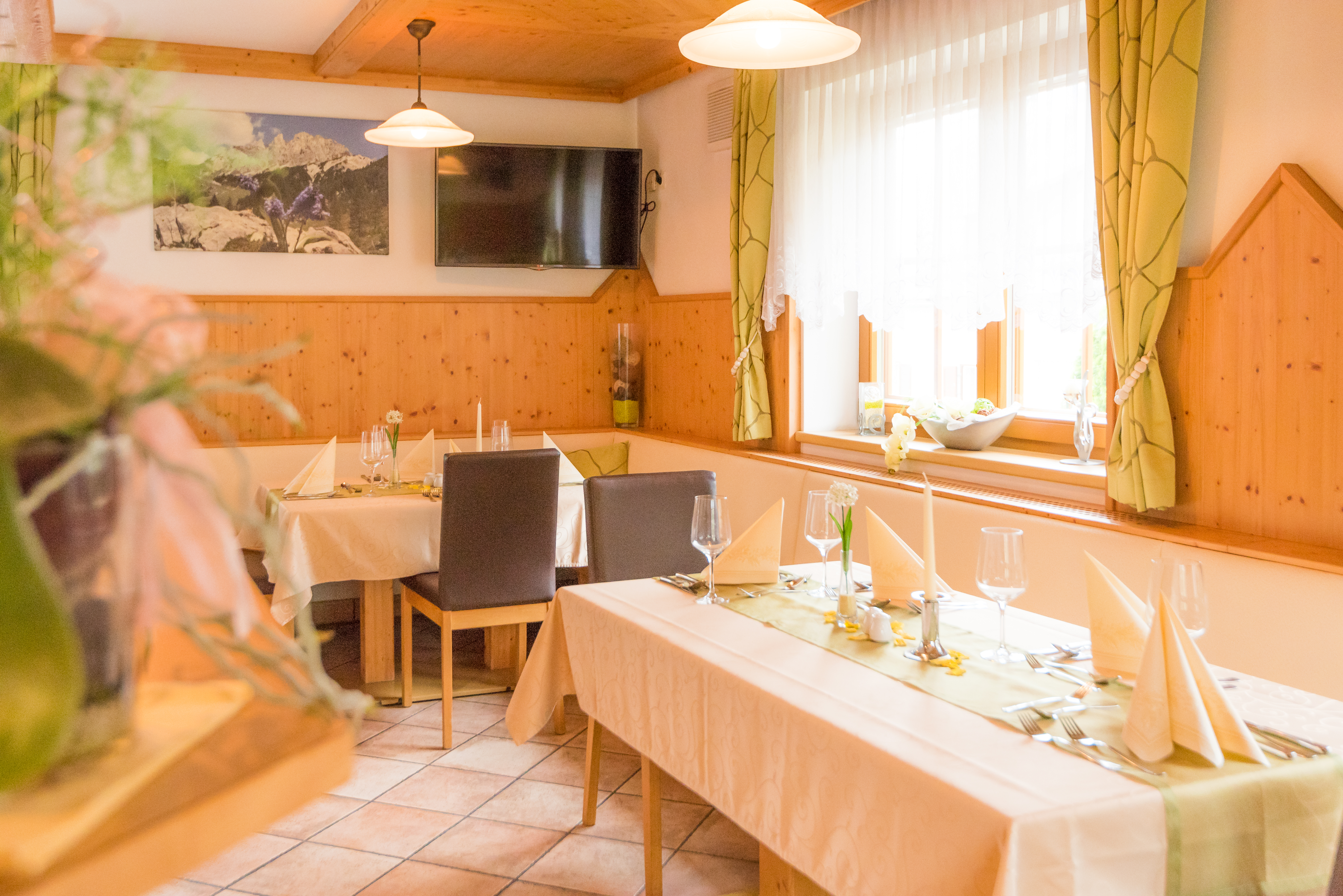 Mountainbikehotel: Aufenthaltsraum - Pension - Appartment Kristall