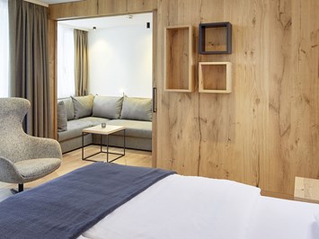 die HOCHKÖNIGIN - Mountain Resort Zimmerkategorien PREMIUM Suite HOCHKÖNIGIN für 2 bis 4 Personen mit ca. 55,5 m²