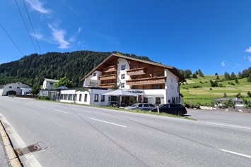 Mountainbikehotel: Außenansicht Hotel - Hotel Bergblick