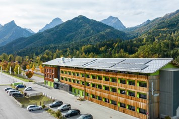 Mountainbikehotel: Umgeben von Bergen: So schön liegt das Explorer Hotel Hinterstoder in Oberösterreich!  - Explorer Hotel Hinterstoder