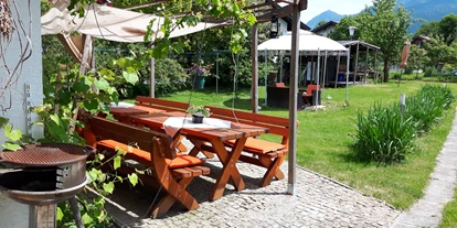 Mountainbike Urlaub - Ellmau - Grillplatz im Garten - Landhaus Kitzbichler
