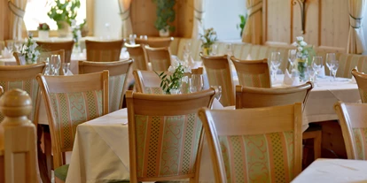 Mountainbike Urlaub - Zillertal - Restaurantbereich "Poststube" - Gasthof-Hotel Post