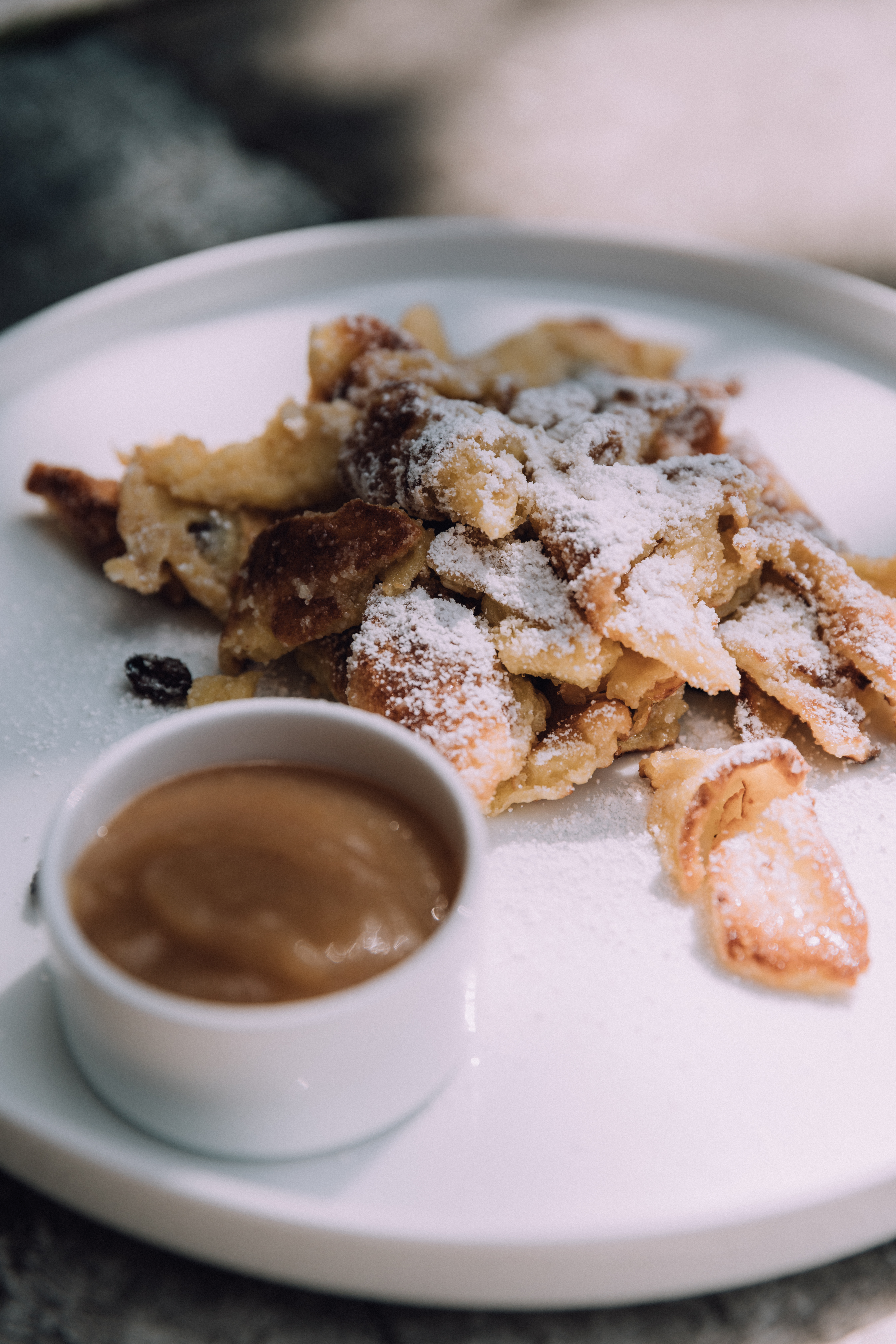 Mountainbikehotel: Kaiserschmarren mit Apfelmus und Puderzucker - Das Naturhotel Chesa Valisa****s