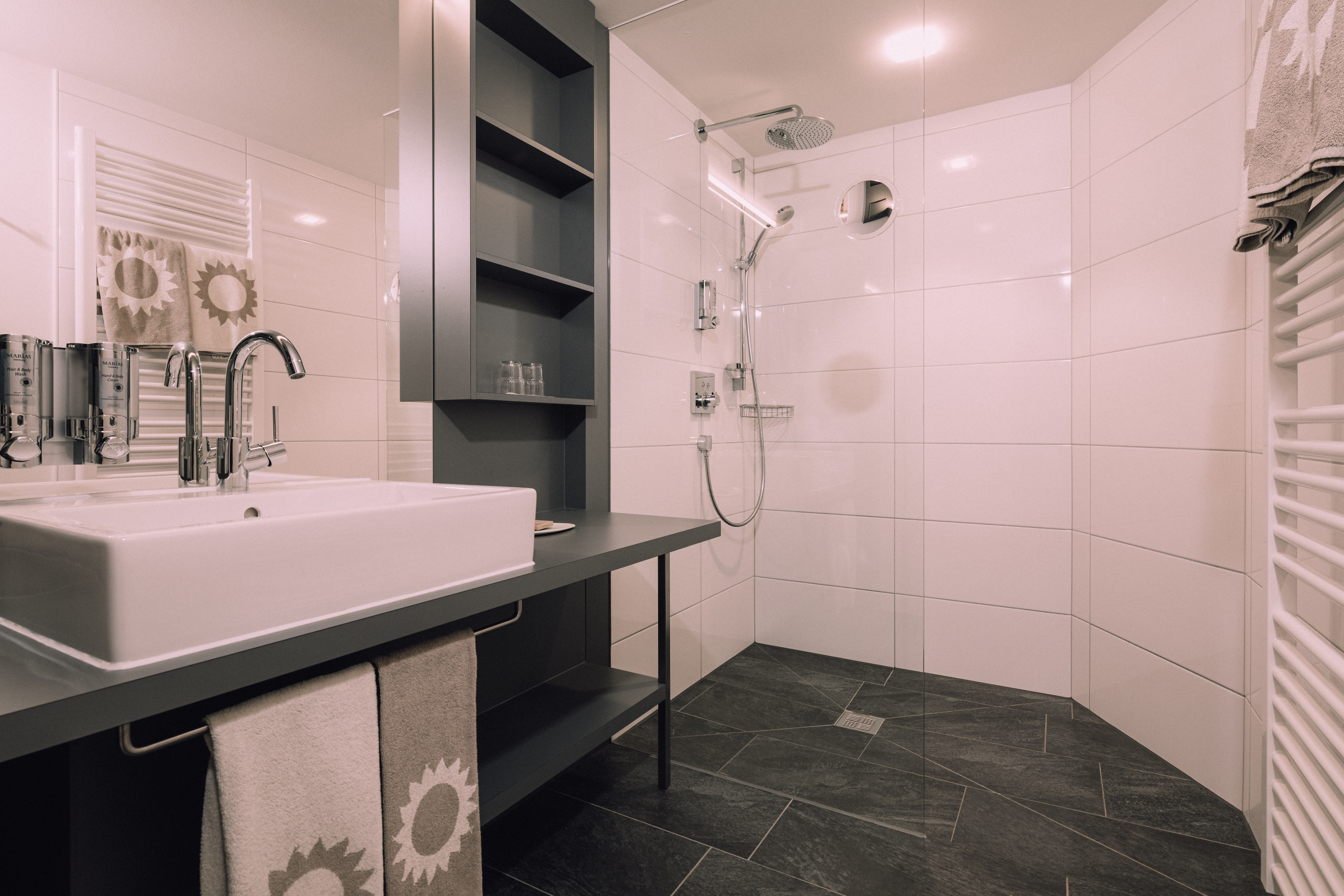 Mountainbikehotel: Badezimmer - Das Naturhotel Chesa Valisa****s