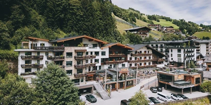 Mountainbike Urlaub - Ellmau - Außenansicht Hotel - THOMSN Central Hotel & Appartements