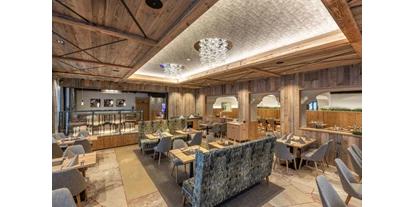 Mountainbike Urlaub - PLZ 8982 (Österreich) - Der Bräusaal - das Herzstück der Restaurant-Lokalitäten im Restaurant Stegerbräu - Hotel Stegerbräu Radstadt im Pongau