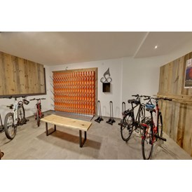 Mountainbikehotel: Die Räder und Mountainbikes finden Platz im absperrbaren Radraum - Hotel Stegerbräu Radstadt im Pongau
