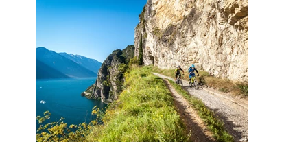 Mountainbike Urlaub - Hotel-Schwerpunkt: Mountainbike & Wandern - Ponale - MTB Tour - Hotel Santoni Freelosophy