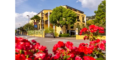 Mountainbike Urlaub - Hotel-Schwerpunkt: Mountainbike & Wandern - Das Hotel Santoni Freelosophy vom Außen  - Hotel Santoni Freelosophy
